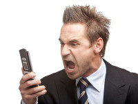 Aussies living in fear of large phone bills