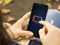 Aussies Want Better Mobile Batteries